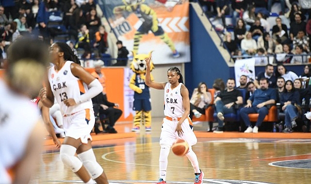 Başkan Özyiğit, “Avrupa şampiyonluğu yolunda takımımızın yanındayız”