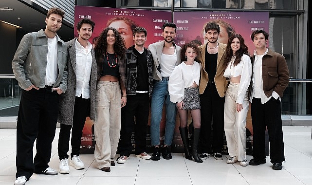 29 Mart’ta Vizyona Girecek, ‘Güneşi Söndürmem Gerek’ Filminin Ön Gösterimine Büyük İlgi!