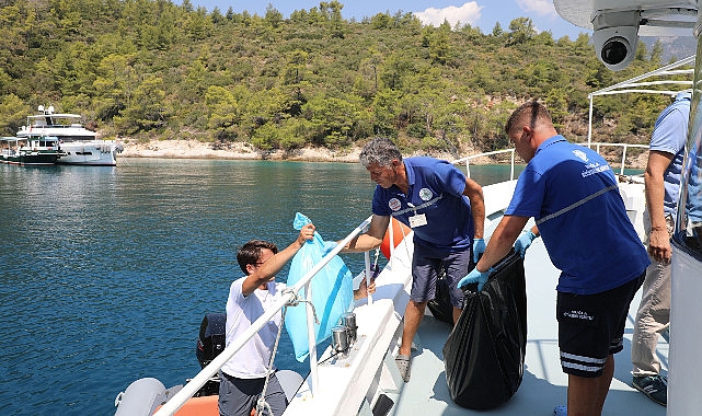 Muğla Büyükşehir Belediyesi yaz sezonunda artan deniz trafiği nedeniyle ortaya çıkabilecek kirliliği önlemek için 8 atık alım teknesi ile turizm sezonuna hazır