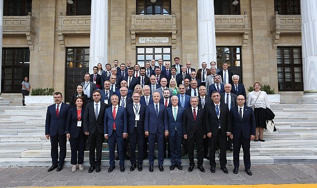 Rektör Budak, ‘YÖK 2030’a Doğru Türk Yükseköğretim Vizyonu Toplantısı’na katıldı