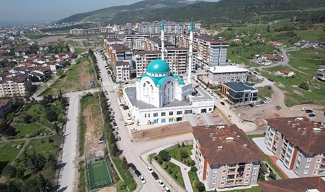Derince Ahmet Yesevi Camii’ne estetik dokunuş
