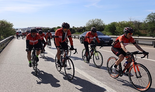 Humanis, 23 Nisan’da Çanakkale’ye pedal çevirdi